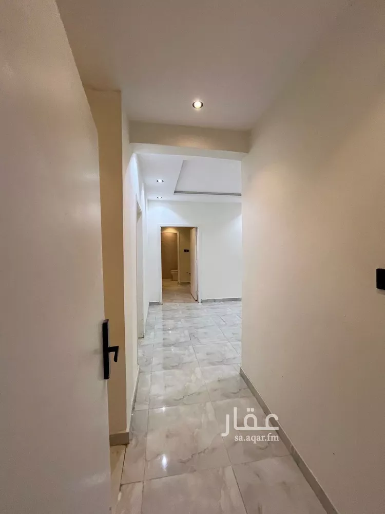 شقة للإيجار في شارع الأمير عبدالله بن سعود بن عبدالله صنيت, حي الصحافة, مدينة الرياض, منطقة الرياض صورة 2