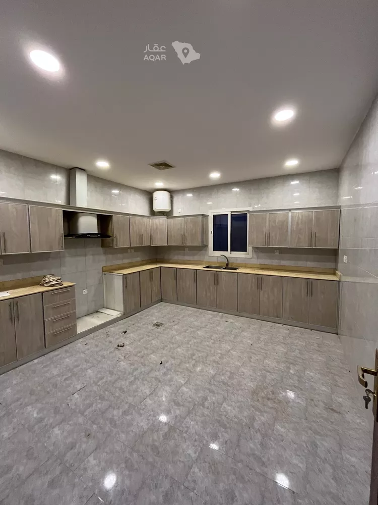 Floor for Rent in Riyadh Ar Rabwah صورة 5