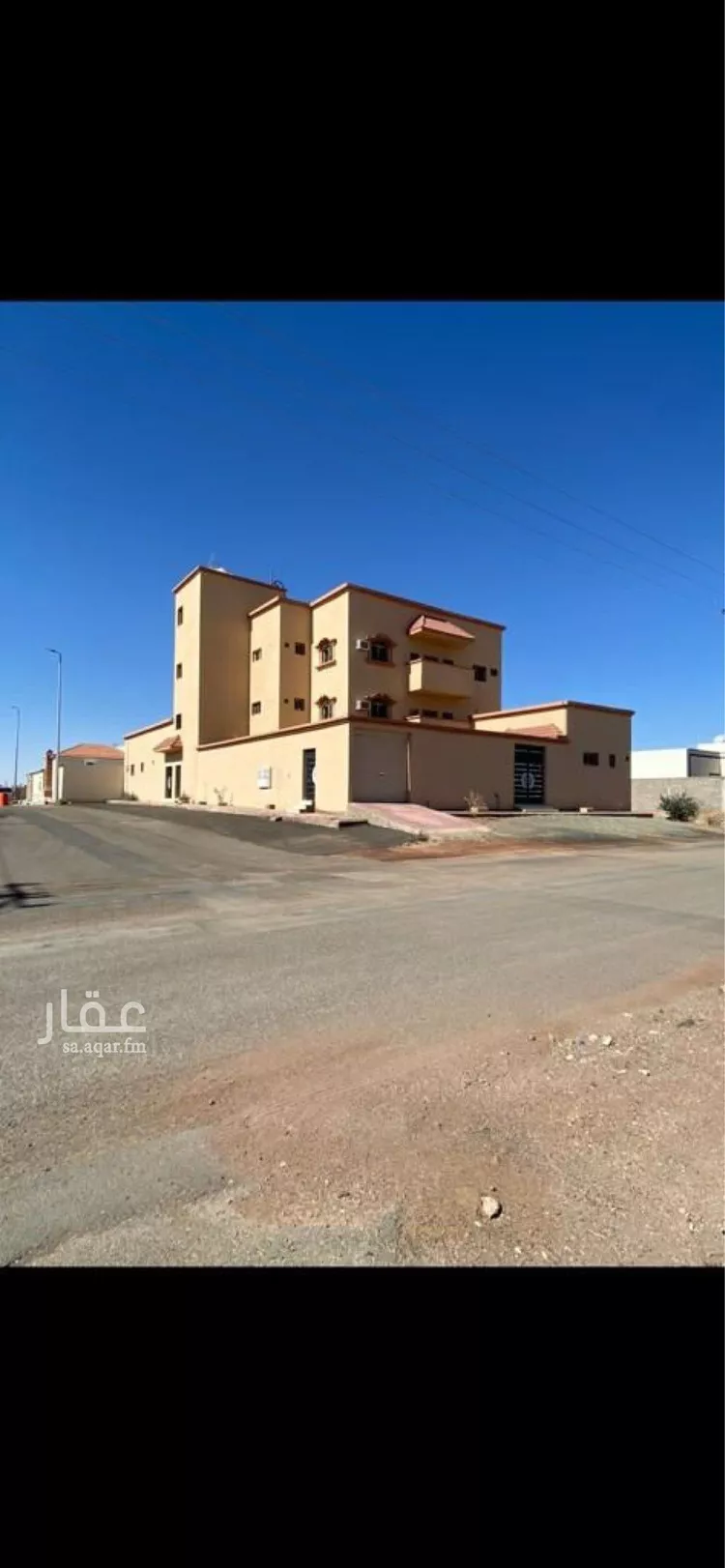 فيلا للبيع في شارع الشهاب الربيعي, حي ضاحية الملك فهد, مدينة حائل, منطقة حائل صورة 2