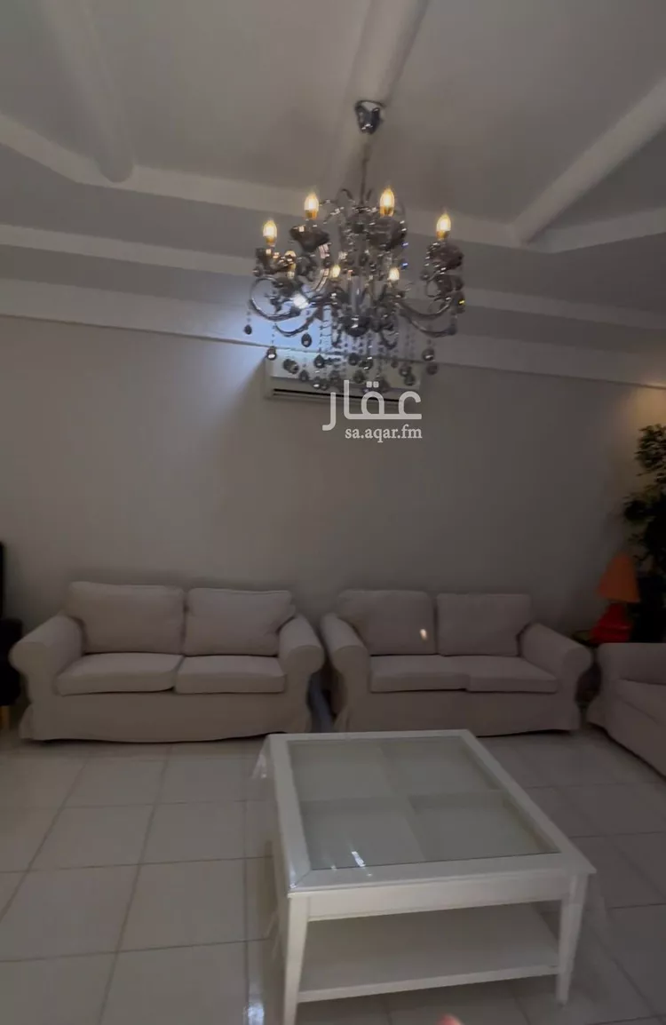 فيلا للبيع في شارع الرصافة, حي إشبيلية, مدينة الرياض, منطقة الرياض صورة 3
