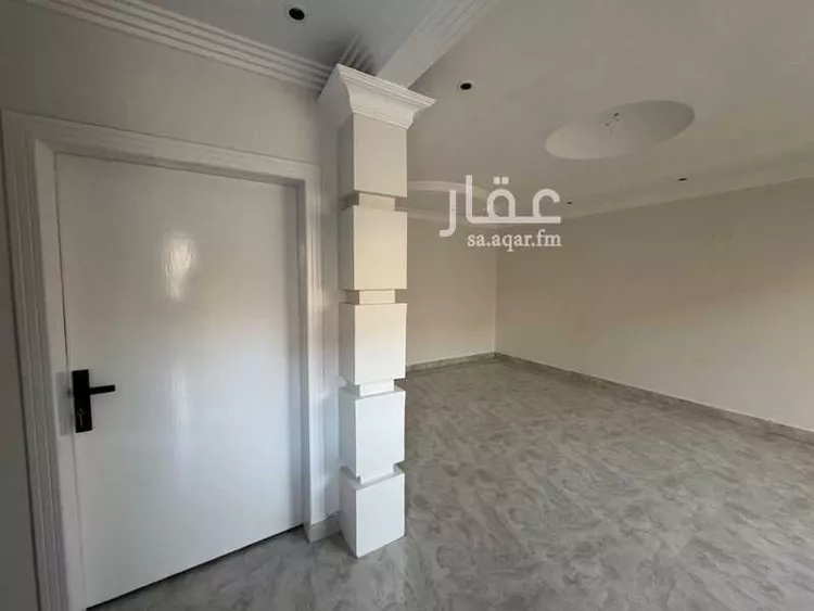 فيلا للبيع في شارع رقم 38, حي العزيزية, مدينة الرياض, منطقة الرياض صورة 4