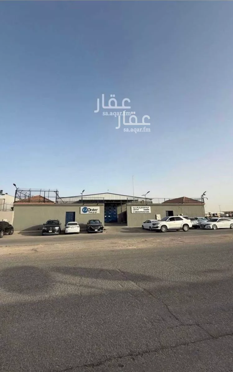 محل للبيع في شارع لزمة, حي السلي, مدينة الرياض, منطقة الرياض