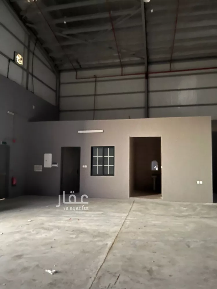 مستودع للإيجار في شارع الخزيمي, حي السلي, مدينة الرياض, منطقة الرياض صورة 4