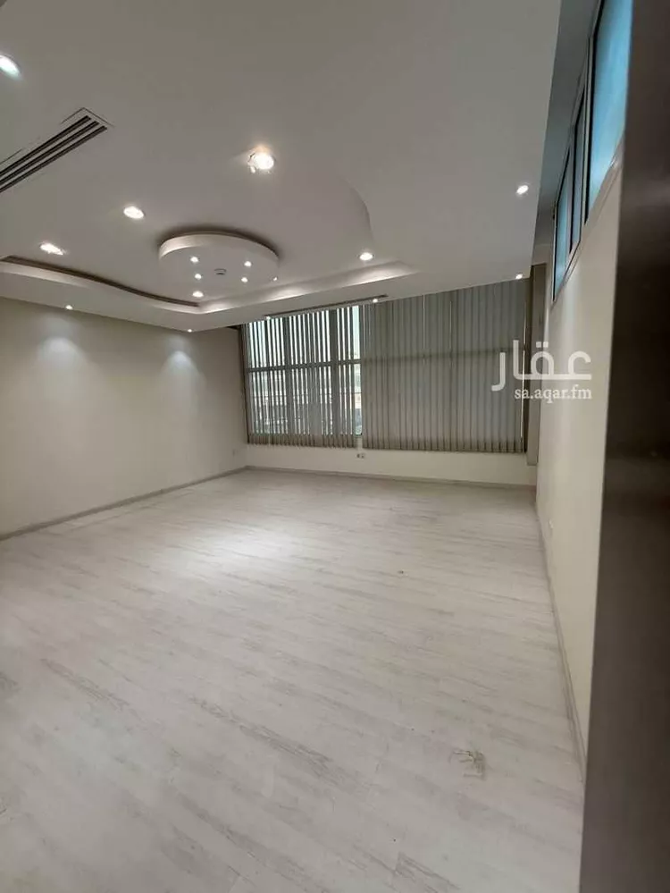 مكتب تجاري للإيجار في شارع التخصصي, حي النخيل, مدينة الرياض, منطقة الرياض صورة 2