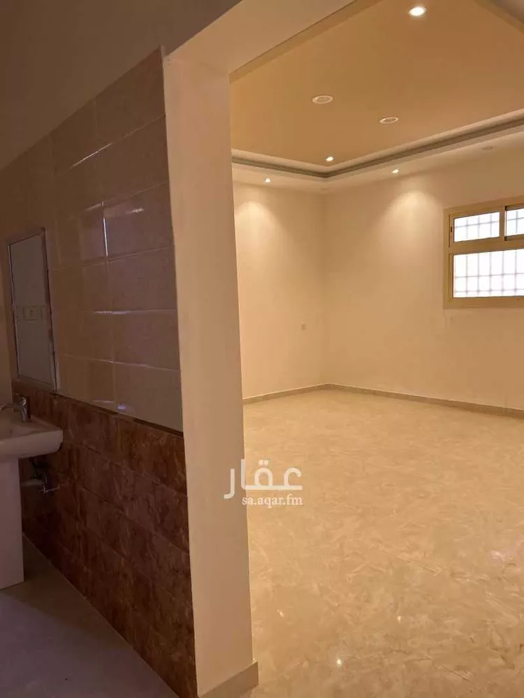 شقة للإيجار في شارع الجنابين ، حي النقرة ، حائل ، منطقة حائل صورة 4