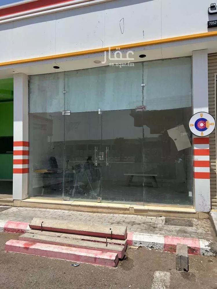 محل للبيع في حي ، طريق الملك سعود ، حي النقرة ، حائل ، منطقة حائل صورة 2