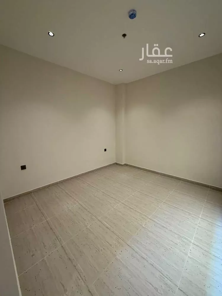 شقة للبيع في شارع محمد بن ناصر المبارك, حي عرقة, مدينة الرياض, منطقة الرياض