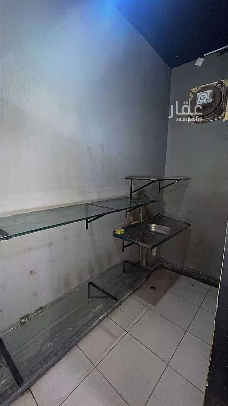 محل للإيجار في شارع زياد الحارثي, حي منفوحة, مدينة الرياض, منطقة الرياض صورة 4