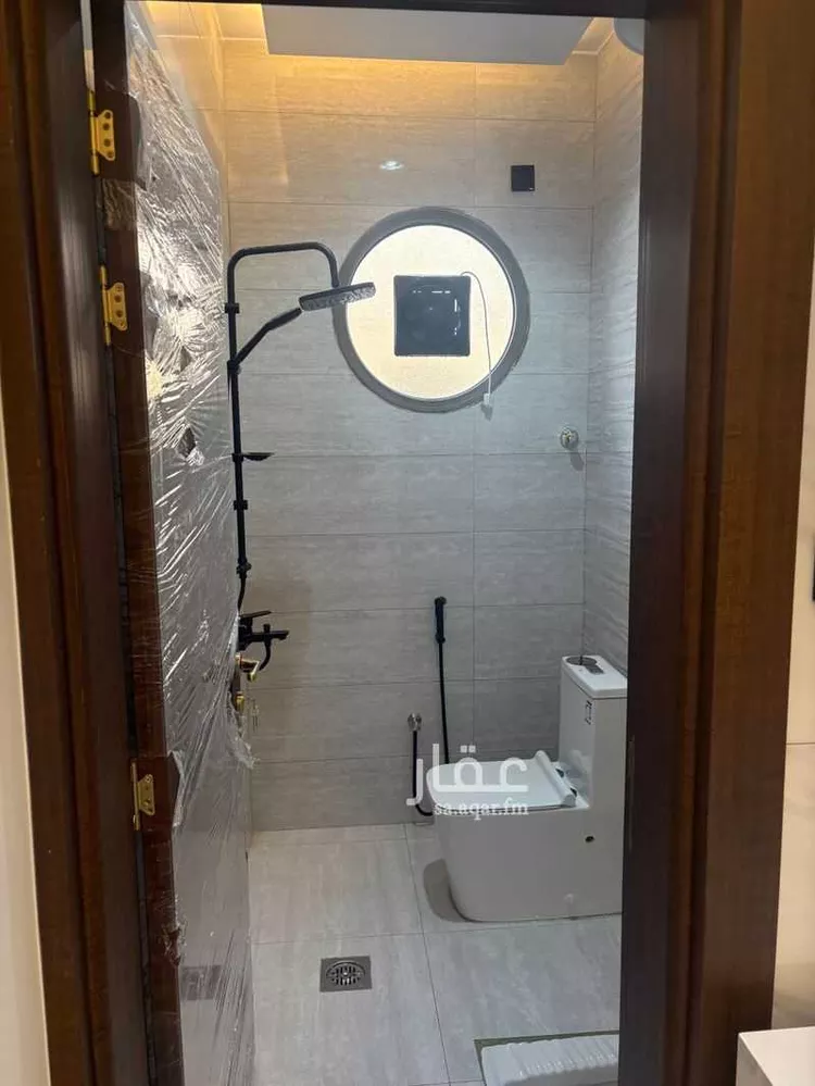 شقة للإيجار في شارع شارع احمد الزاهد, حي المروج, مدينة أبها, منطقة عسير صورة 2