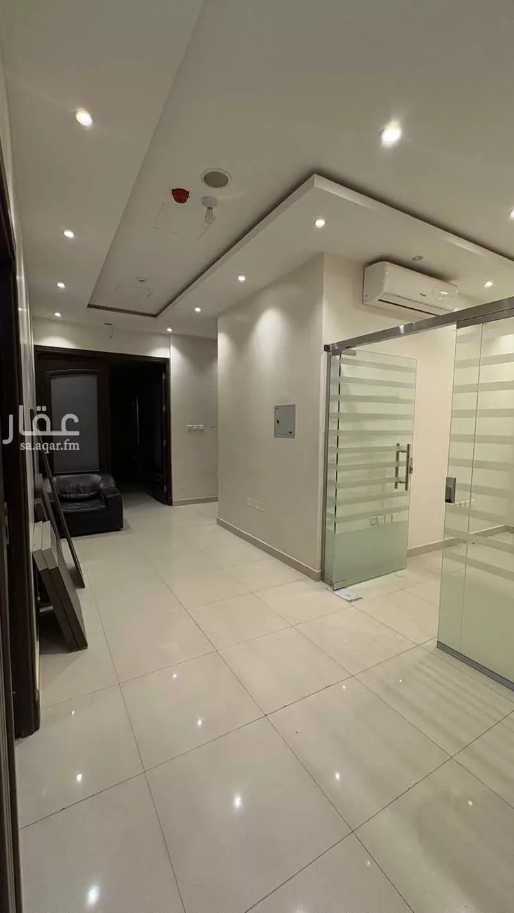 Commercial Office for Rent in Riyadh Al Olaya صورة 4