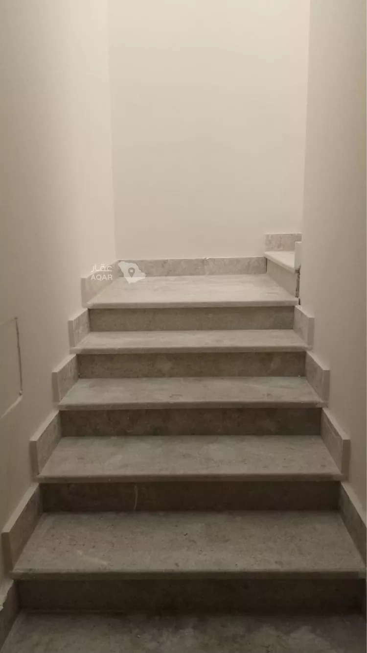 عمارة للبيع في شارع ابها, حي الثقبة, مدينة الخبر, المنطقة الشرقية 11