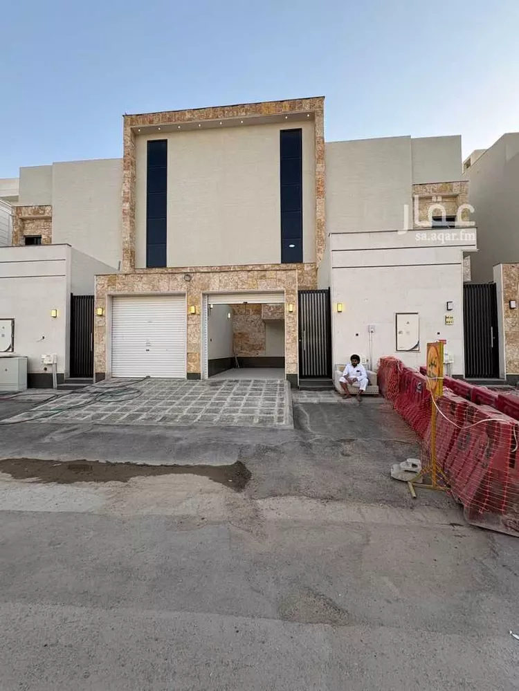 دور للبيع في شارع جبل اليمامة, حي القادسية, مدينة الرياض, منطقة الرياض صورة 3
