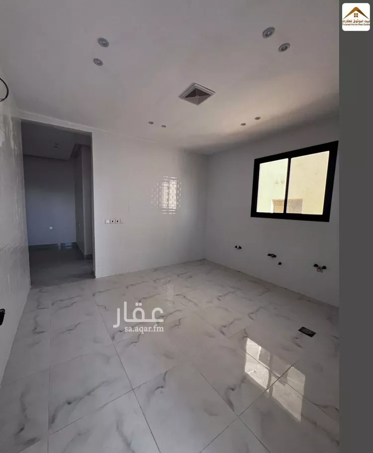 دور للبيع في شارع أحمد بن محمد المرثدي, حي البيان, مدينة الرياض, منطقة الرياض صورة 3
