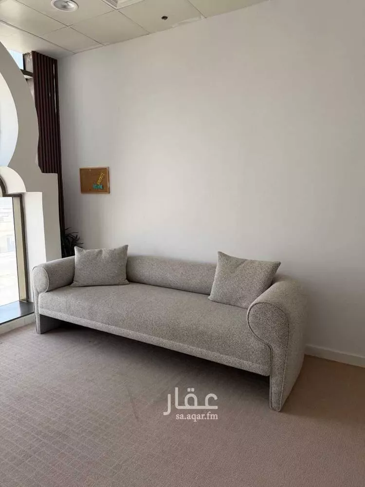 مكتب تجاري للإيجار في شارع فراس بن النضر ، حي العليا ، الخبر ، الخبر صورة 4