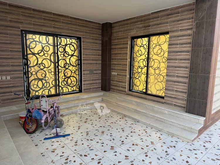 Villa for Sale in Safwa Abu Main