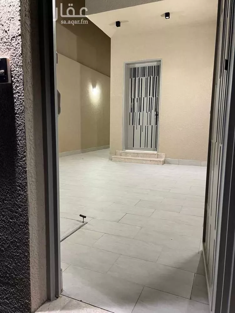 دور للبيع في شارع أحمد بن عبدالمقرئ, حي طويق, مدينة الرياض, منطقة الرياض صورة 2