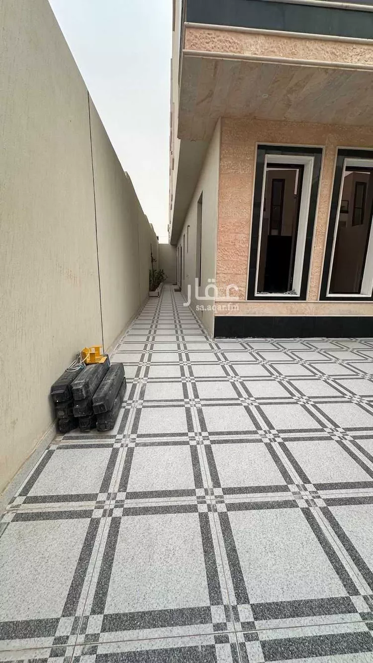 فيلا للبيع في شارع عمر الصفار, حي المرجان, مدينة الرياض, منطقة الرياض صورة 2