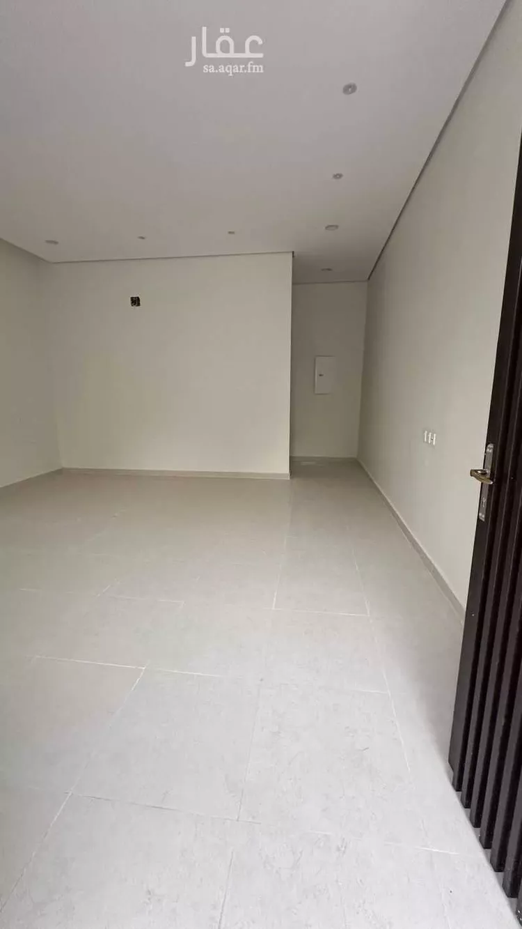 فيلا للبيع في شارع عمر الصفار, حي المرجان, مدينة الرياض, منطقة الرياض صورة 4