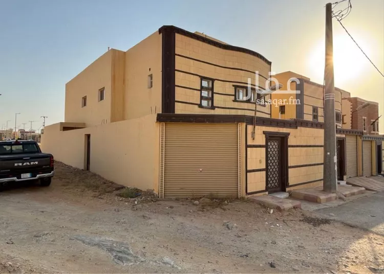 فيلا للبيع في شارع حبيب ابن عدي, حي النزهة, مدينة عيون الجواء, منطقة القصيم