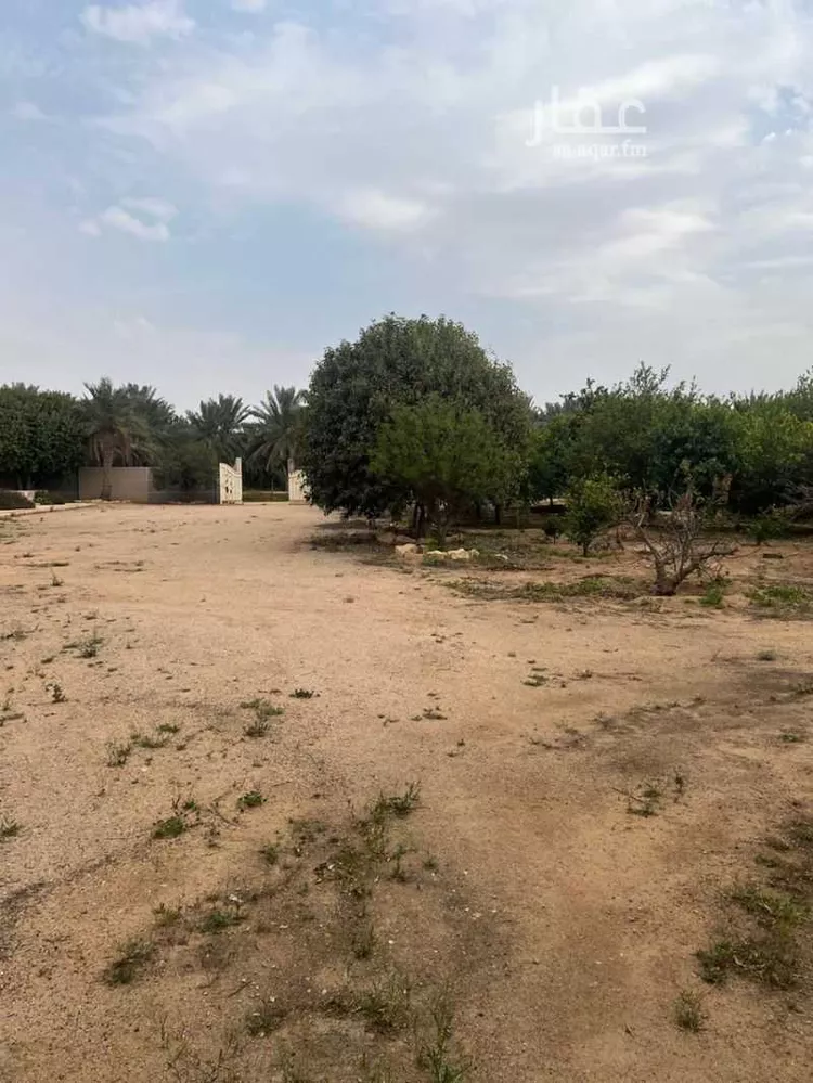 مزرعة للبيع في مدينة عيون الجواء, منطقة القصيم صورة 2