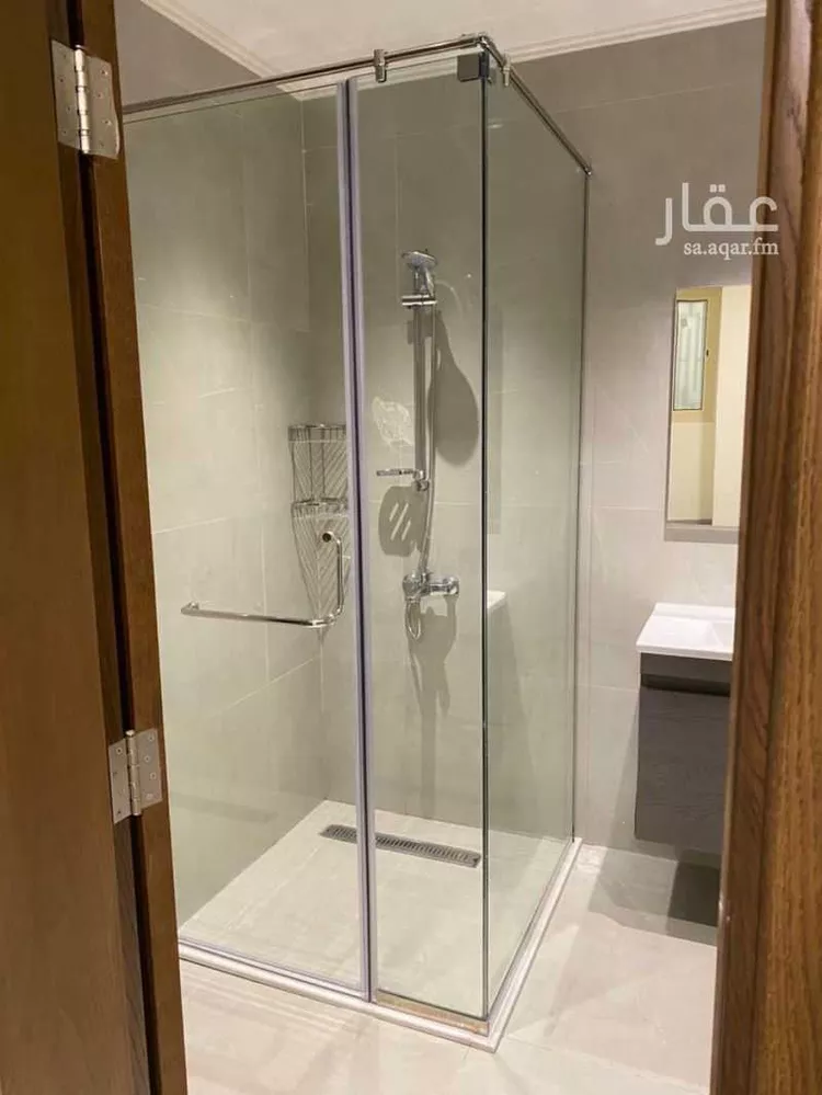 شقة للإيجار في شارع الامام سعود بن فيصل, حي الملقا, مدينة الرياض, منطقة الرياض صورة 5