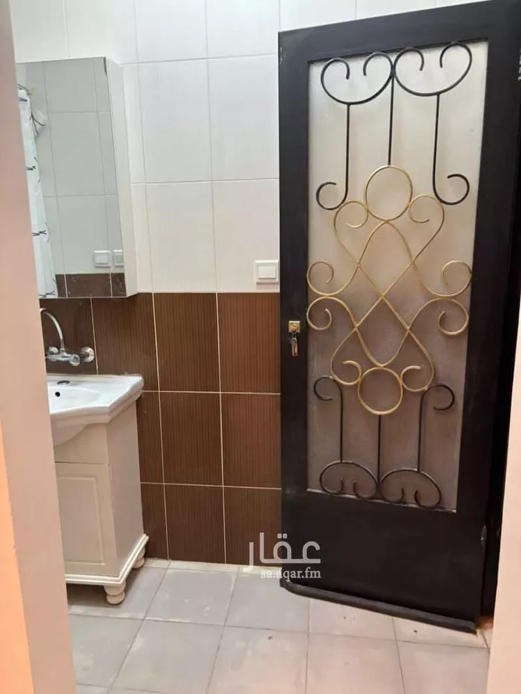 غرفة للإيجار في شارع بللسمر, حي عرقة, مدينة الرياض, منطقة الرياض صورة 3
