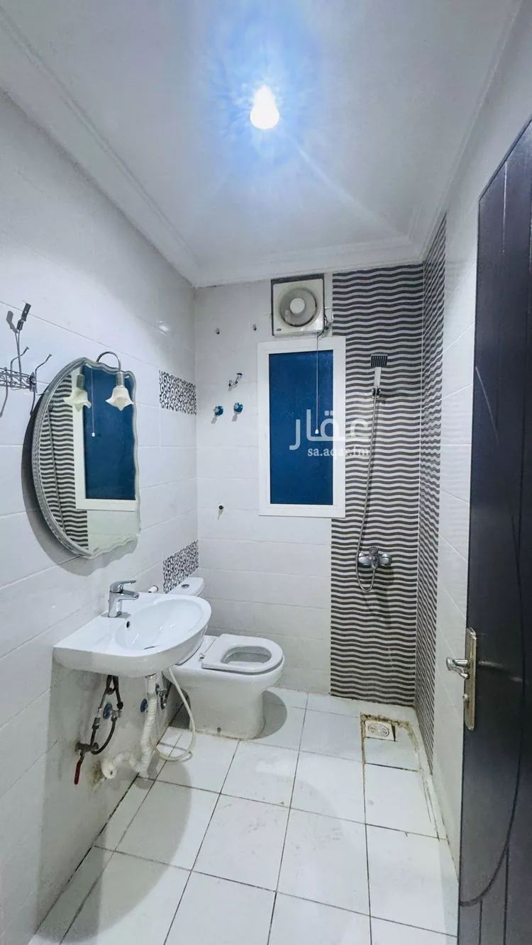 شقة للإيجار في شارع ابي الوليد بن رشيد, حي الريان, مدينة جدة, منطقة مكة المكرمة صورة 2