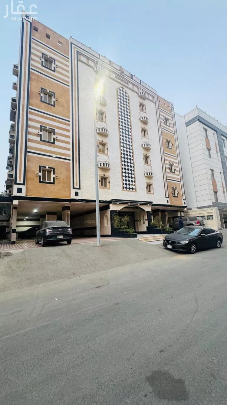 شقة للإيجار في شارع عمرو ابن امريء القيس, حي الريان, مدينة جدة, منطقة مكة المكرمة