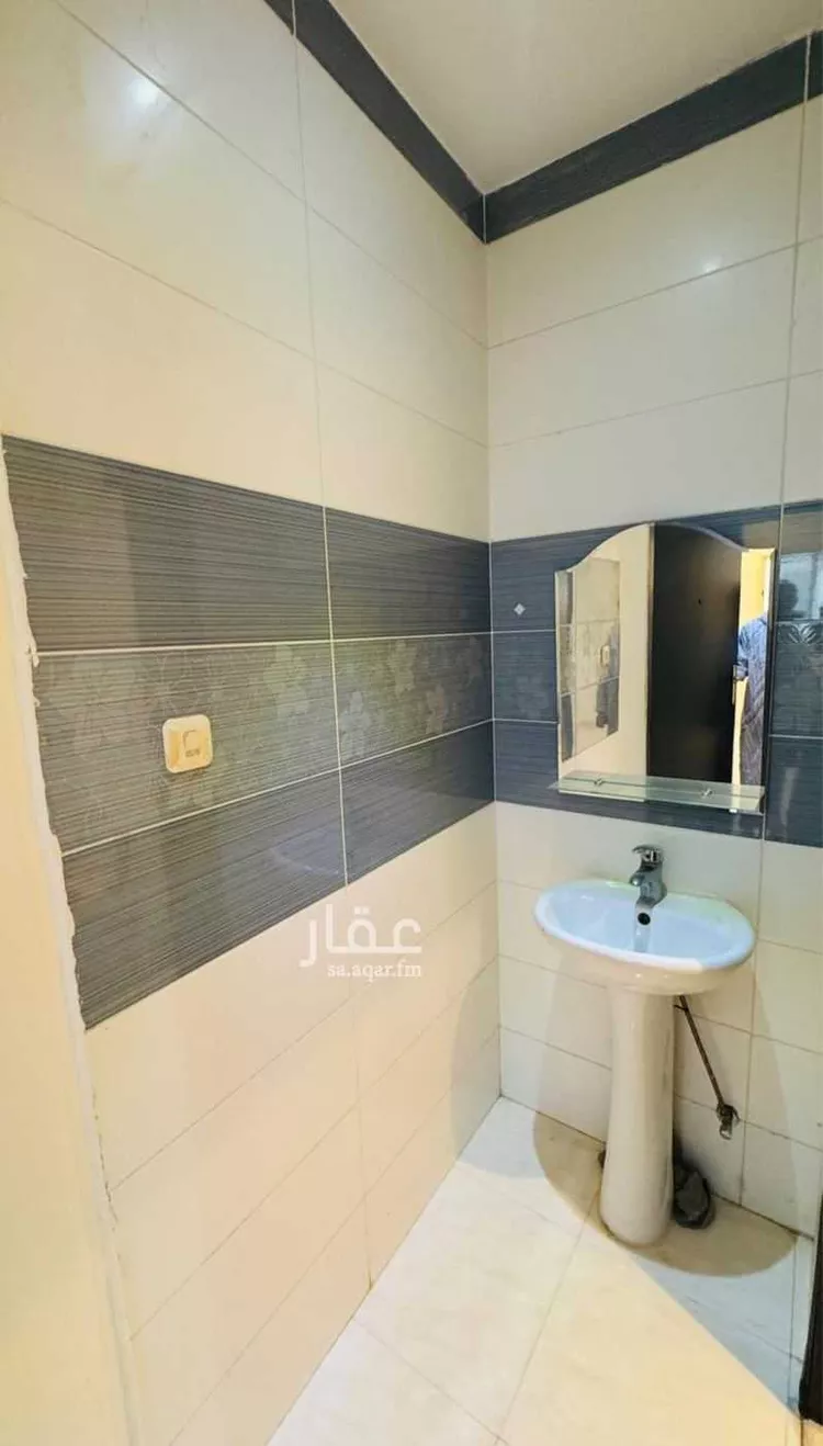 شقة للإيجار في شارع عمرو ابن امريء القيس, حي الريان, مدينة جدة, منطقة مكة المكرمة صورة 3