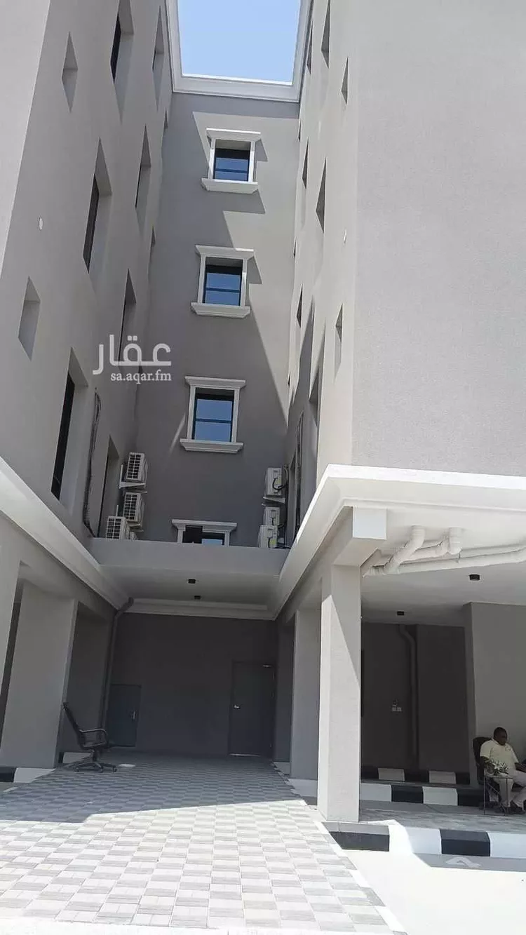 عمارة للإيجار في شارع الخواطر, حي الشعلة, مدينة الدمام, المنطقة الشرقية صورة 2