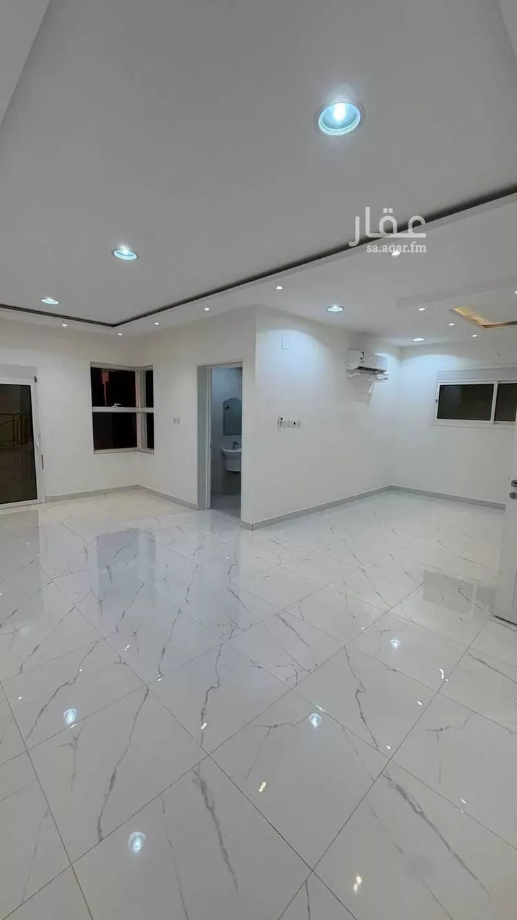 فيلا للإيجار في شارع عبدالملك بن داود, حي المنار, مدينة عنيزة, منطقة القصيم