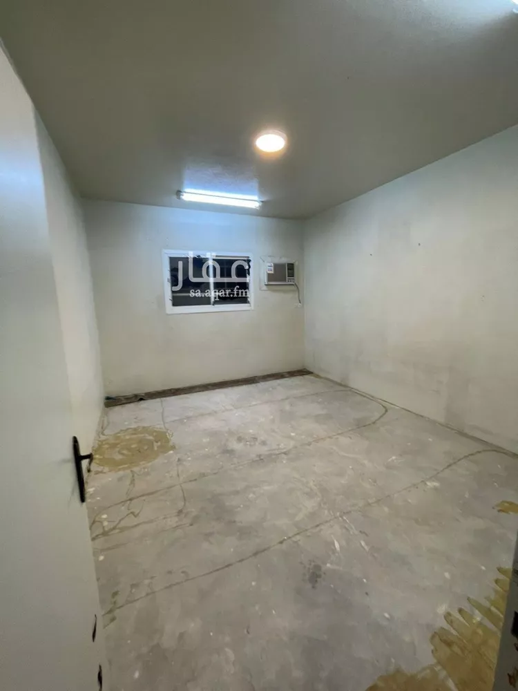 شقة للإيجار في شارع عبد الله سراج, حي الريان, مدينة عنيزة, منطقة القصيم صورة 2