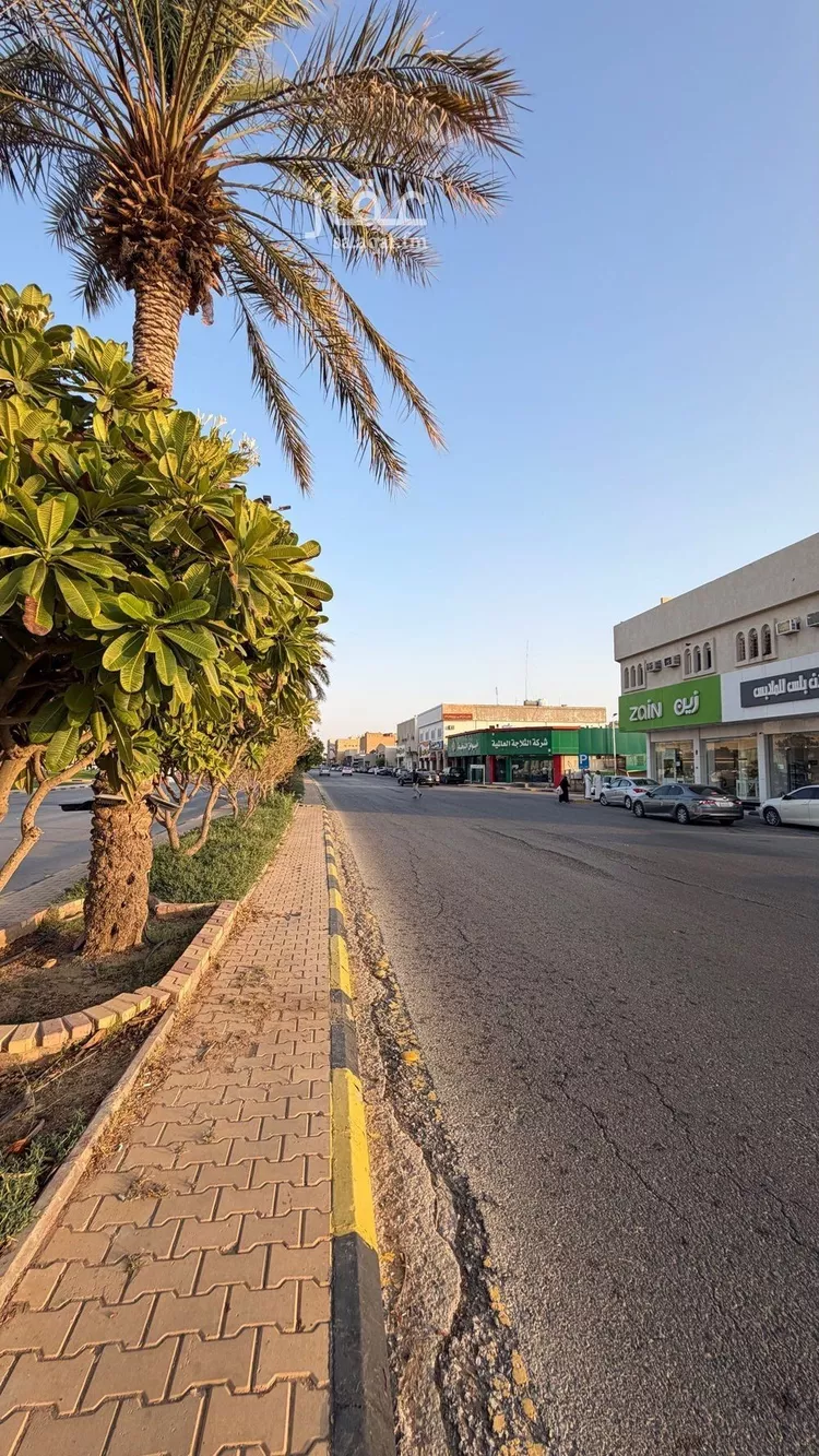 أرض للإيجار في شارع طريق الملك عبدالعزيز, حي وسط المدينة, مدينة عنيزة, منطقة القصيم صورة 4