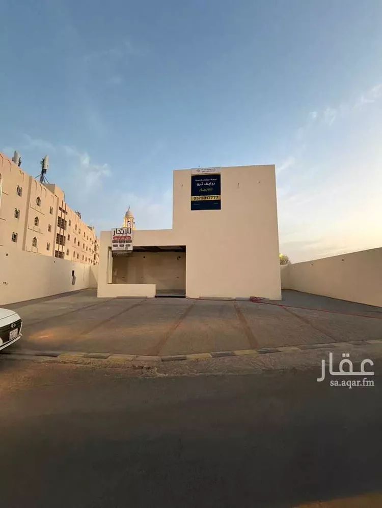 محل للإيجار في شارع أحمد التلمساني, حي الفاخرية, مدينة عنيزة, منطقة القصيم