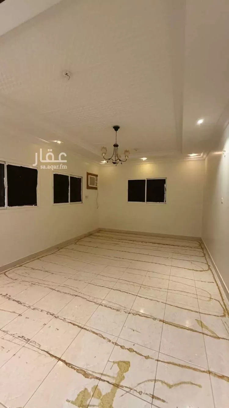 شقة للإيجار في شارع الملك سعود بن عبدالعزيز, حي الأشرفية, مدينة عنيزة, منطقة القصيم صورة 3