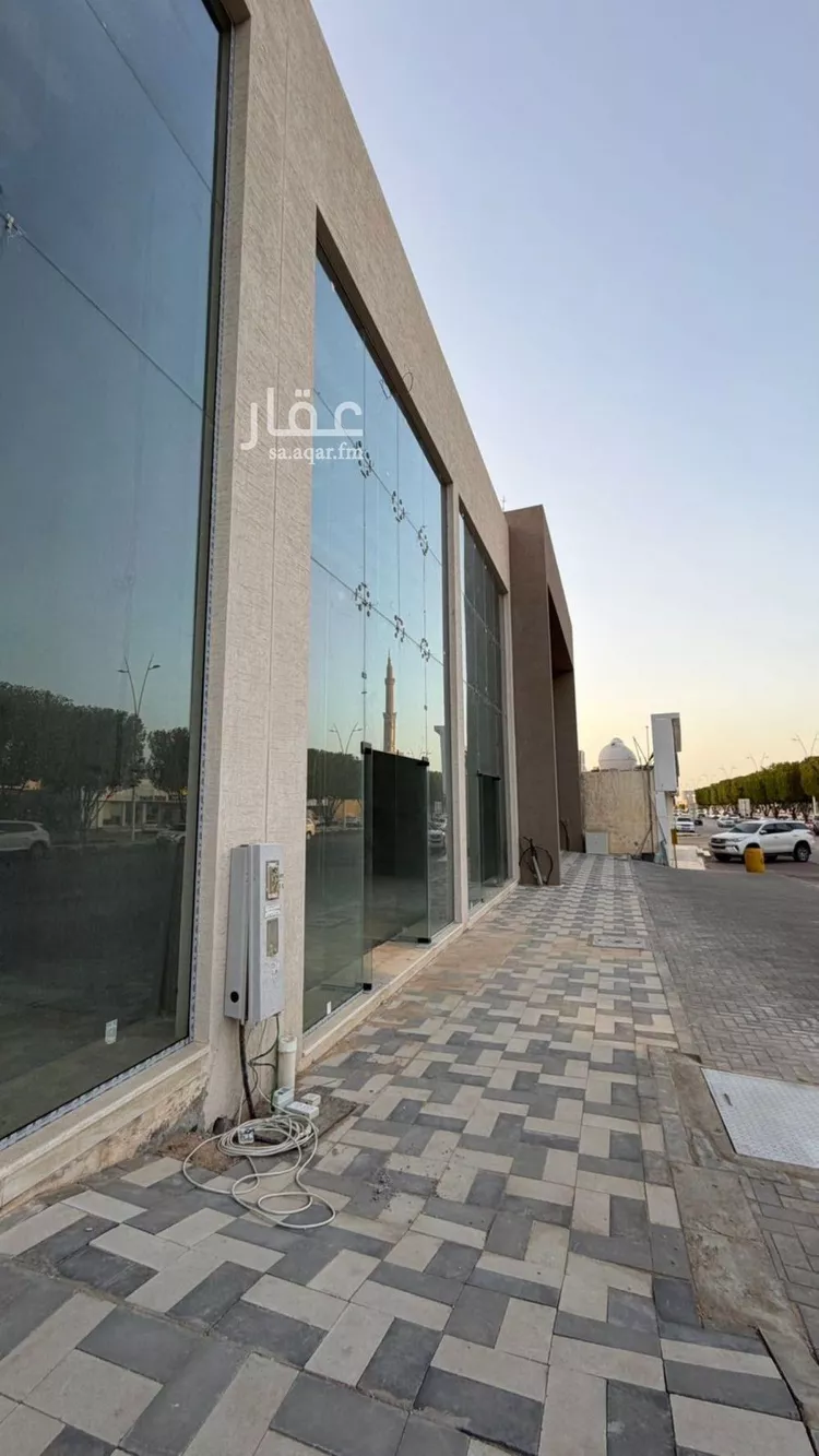 Shop for Rent in Unayzah Ar Rayan