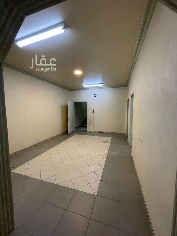 شقة للإيجار في شارع عبد الله سراج, حي الريان, مدينة عنيزة, منطقة القصيم صورة 3