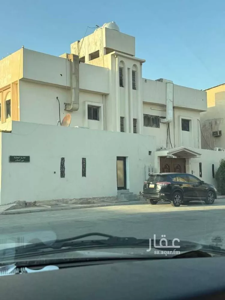 فيلا للبيع في شارع احمد الخزرجي, حي السلام, مدينة الرياض, منطقة الرياض صورة 3