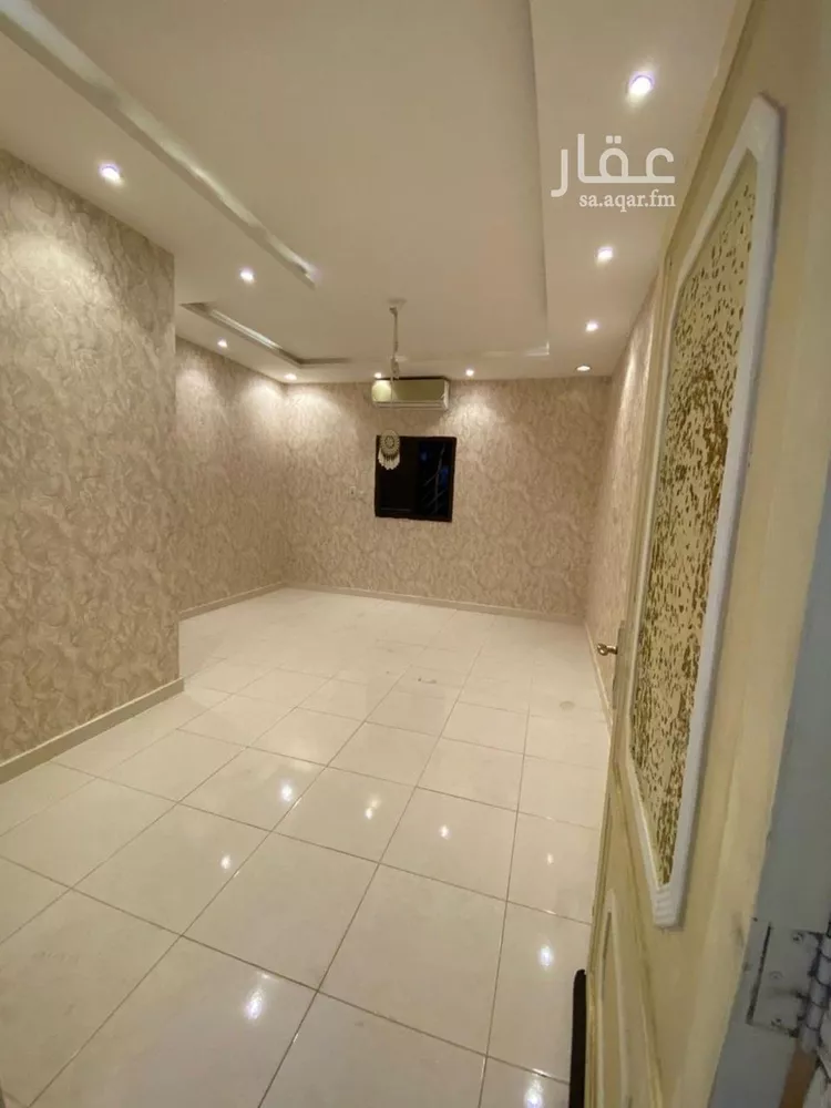 فيلا للبيع في شارع الدفاع, حي إشبيلية, مدينة الرياض, منطقة الرياض صورة 4