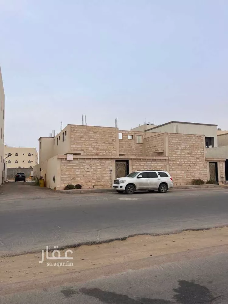 عمارة للبيع في حي المروج, مدينة سكاكا, منطقة الجوف صورة 3