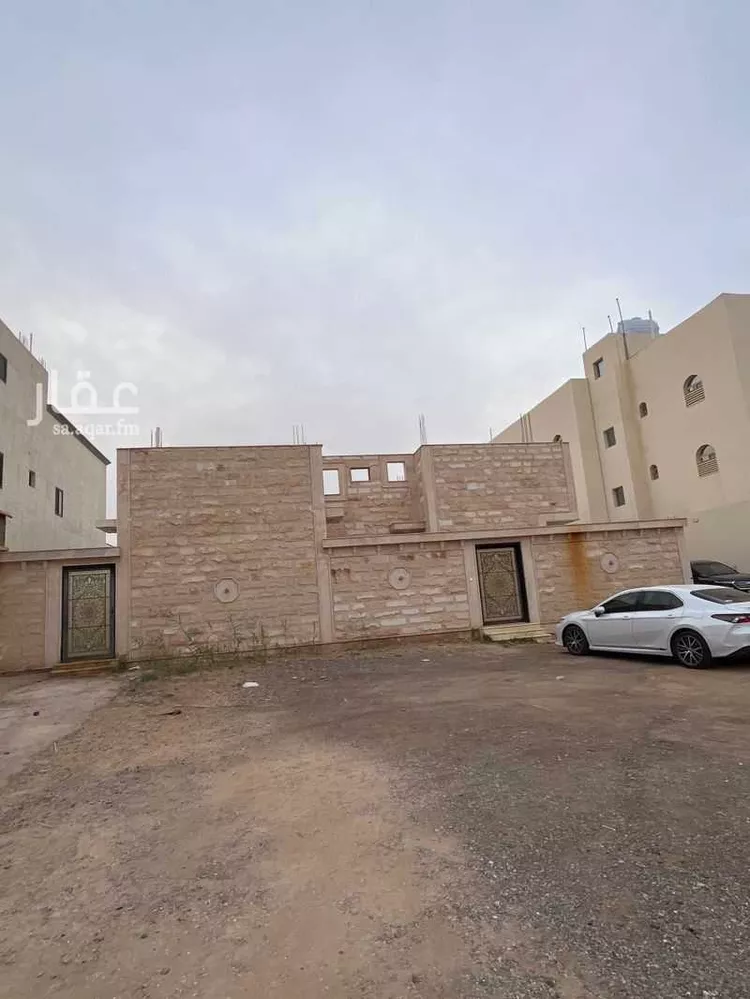 عمارة للبيع في حي المروج, مدينة سكاكا, منطقة الجوف صورة 5