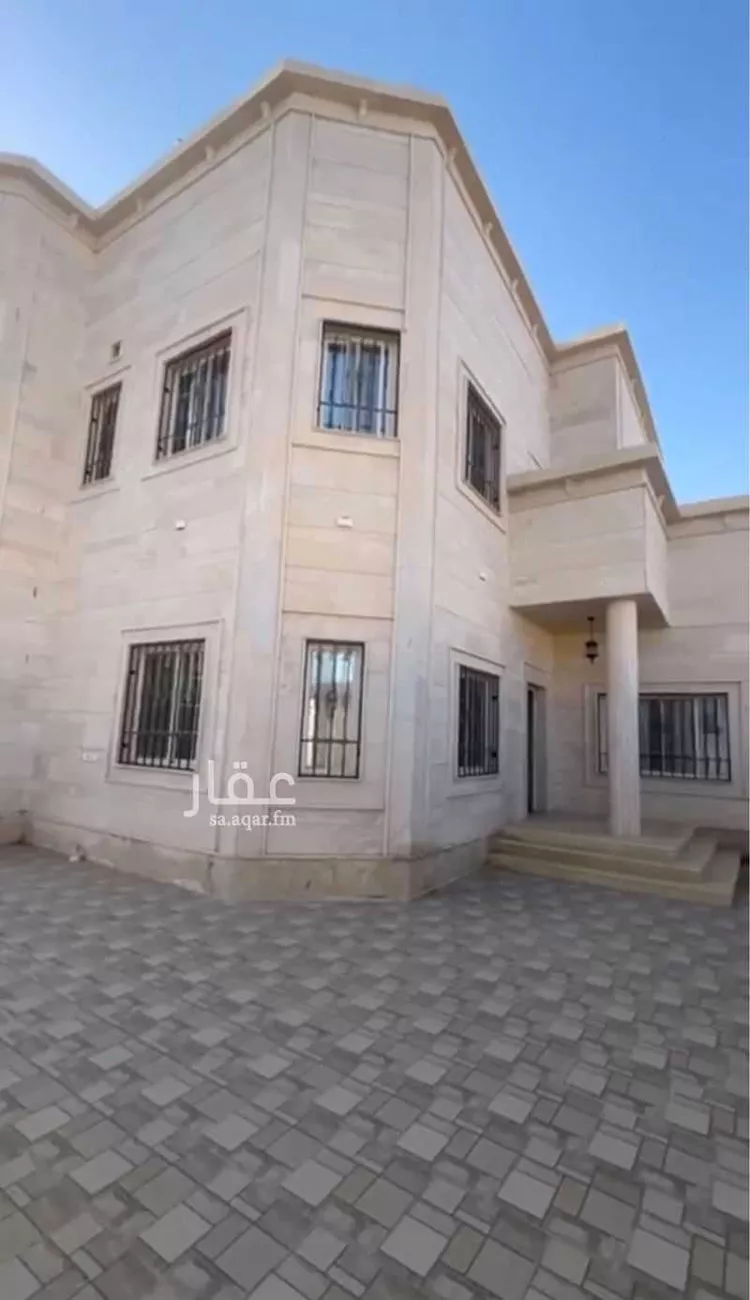 فيلا للبيع في شارع ابي السعود الحسيني, حي الزهور, مدينة سكاكا, منطقة الجوف صورة 4