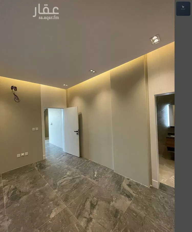 فيلا للبيع في شارع محمد بن أحمد الأسدي, حي العارض, مدينة الرياض, منطقة الرياض صورة 4