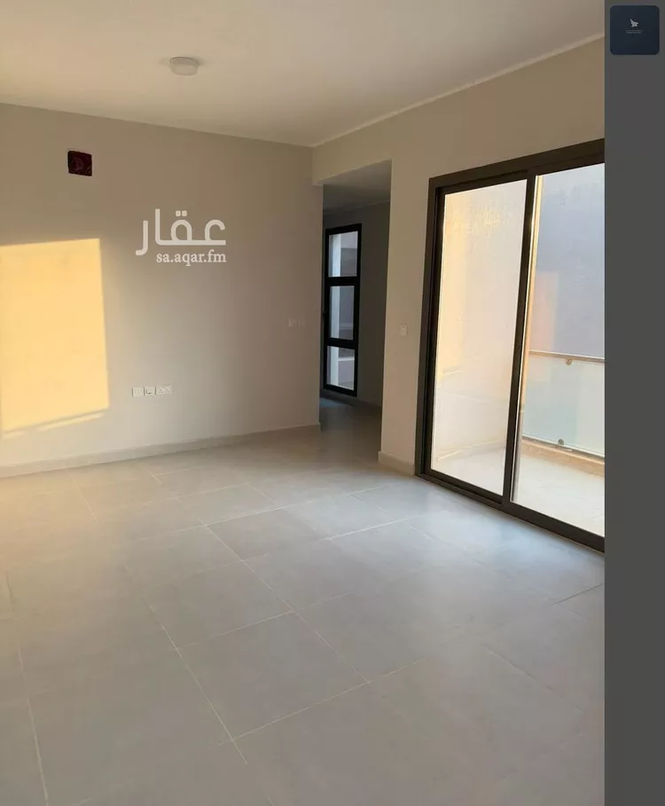 فيلا للإيجار في شارع حارثة بن وهب الخزاعي, حي مطار الملك خالد الدولي, مدينة الرياض, منطقة الرياض 15