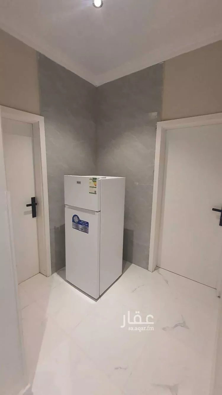 عمارة للإيجار في شارع طريق الملك فهد الفرعي, حي النموذجية, مدينة الرياض, منطقة الرياض صورة 2