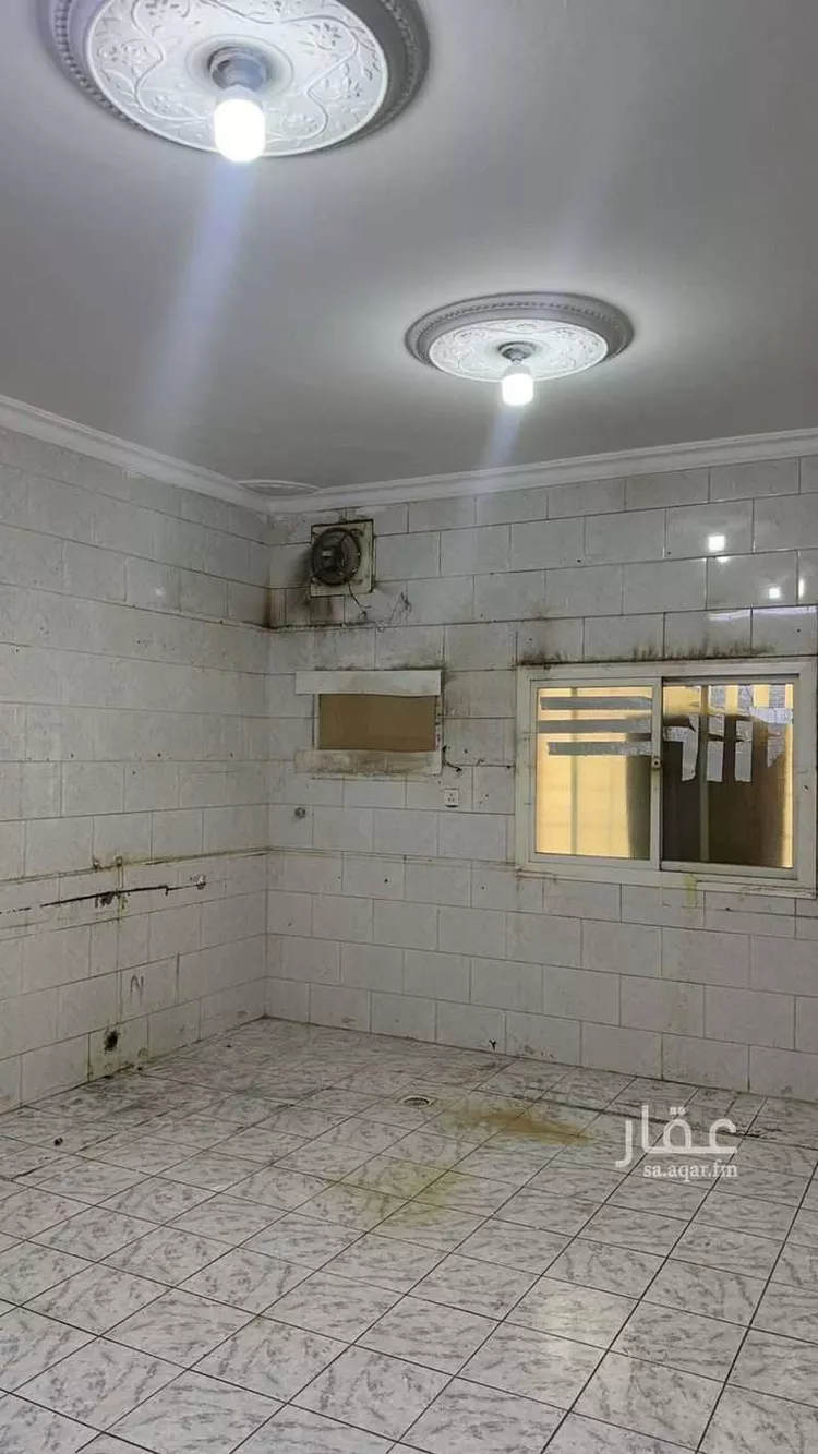 فيلا للبيع في شارع مجاهد بن جبير, حي القصواء, مدينة المدينة المنورة, منطقة المدينة المنورة 7