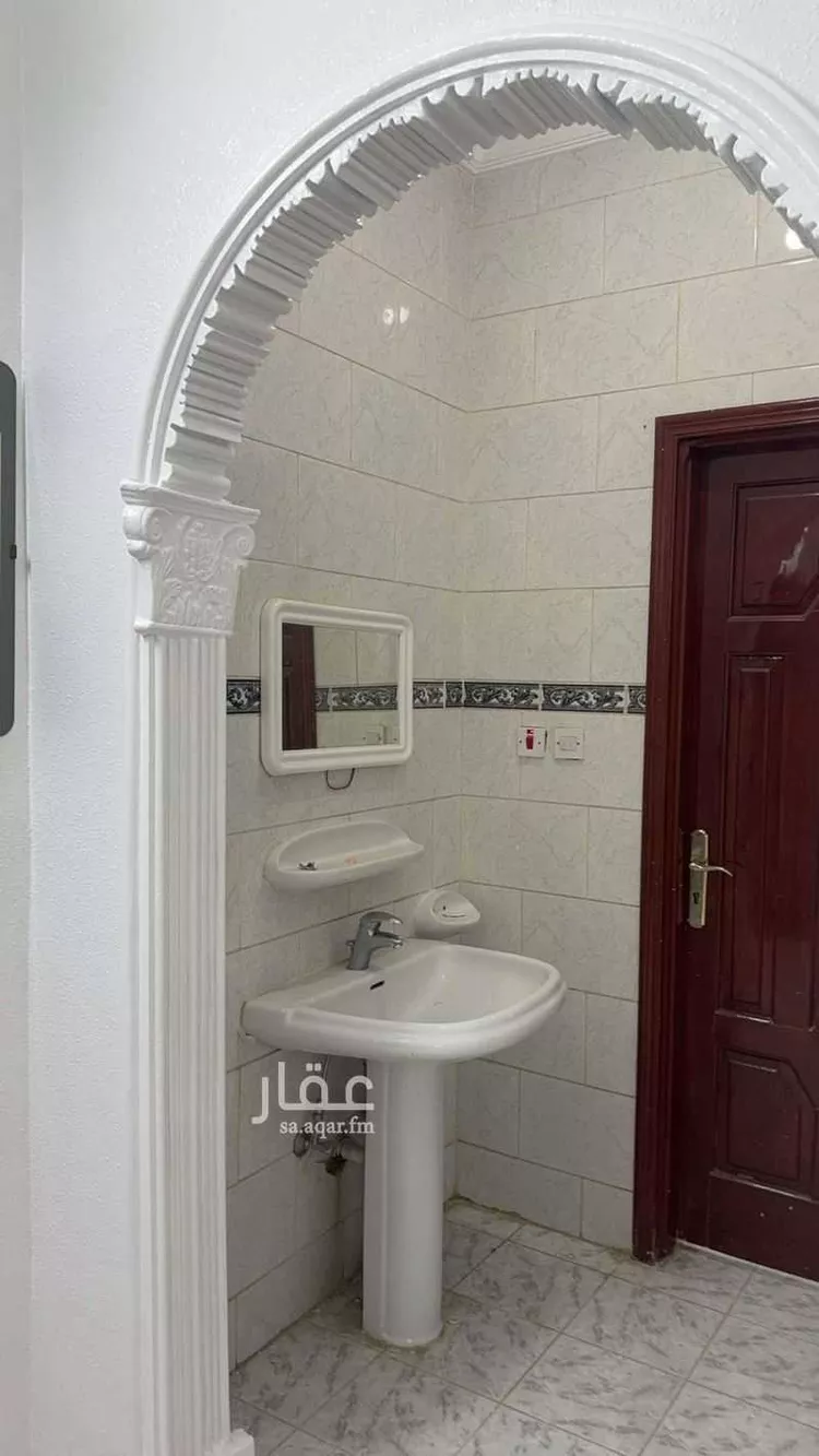 فيلا للبيع في شارع مجاهد بن جبير, حي القصواء, مدينة المدينة المنورة, منطقة المدينة المنورة 12