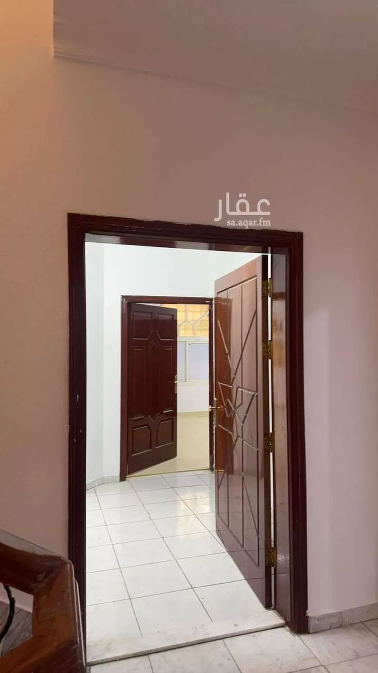 فيلا للبيع في شارع مجاهد بن جبير, حي القصواء, مدينة المدينة المنورة, منطقة المدينة المنورة 15