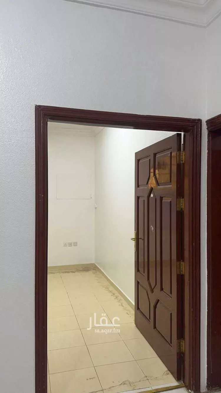 فيلا للبيع في شارع مجاهد بن جبير, حي القصواء, مدينة المدينة المنورة, منطقة المدينة المنورة 8
