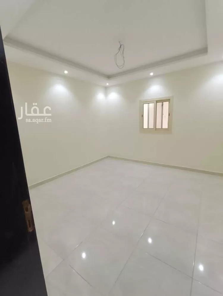 دور للإيجار في شارع محمد تاج العارفين ، الصالحية ، جدة ، جدة